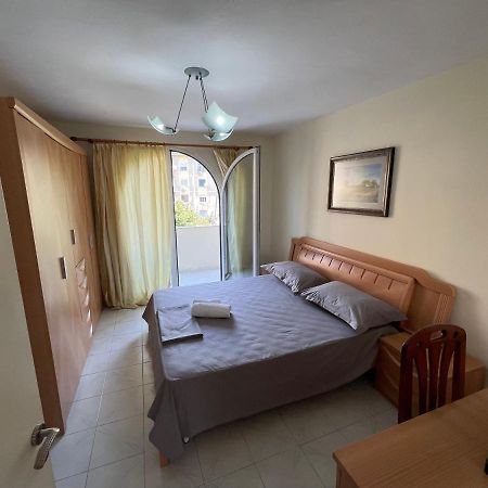 Tirana Flora Center Apartment Exterior photo