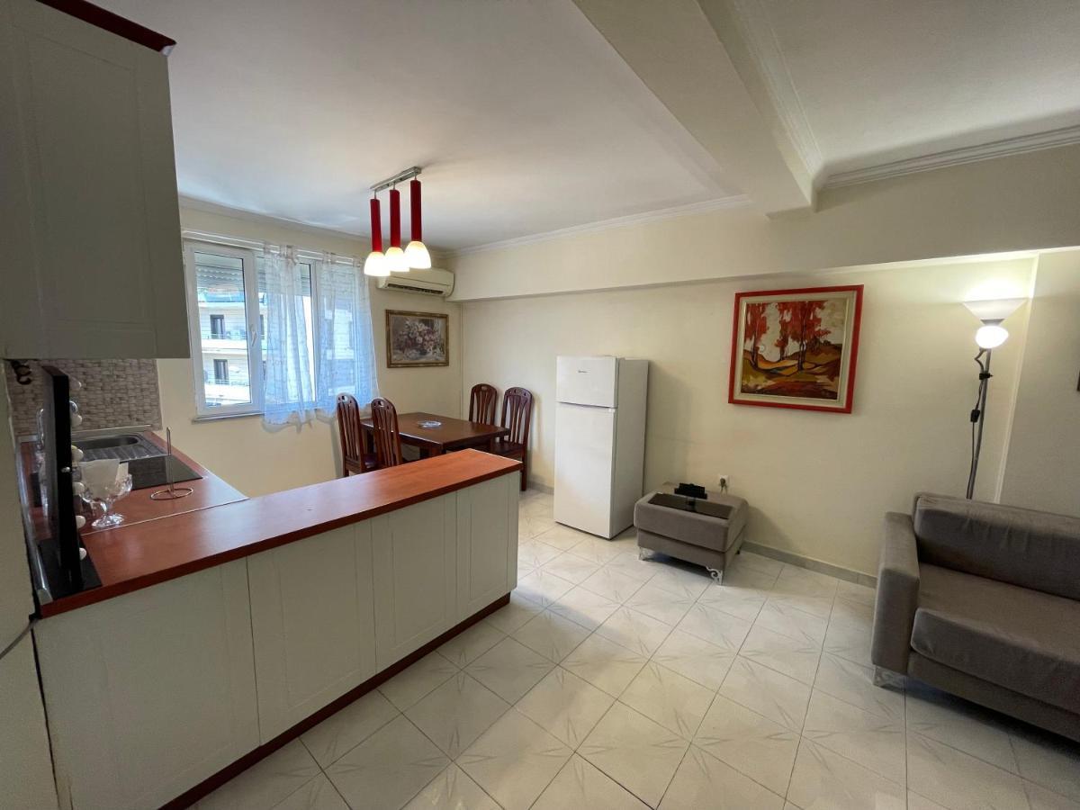 Tirana Flora Center Apartment Exterior photo